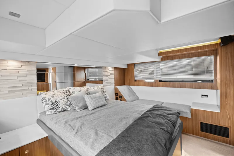 Slide: The Image of Cruisers 50 Cantius 2025 - 48