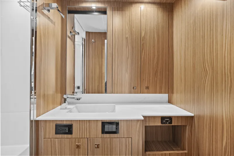 Slide: The Image of Cruisers 50 Cantius 2025 - 52