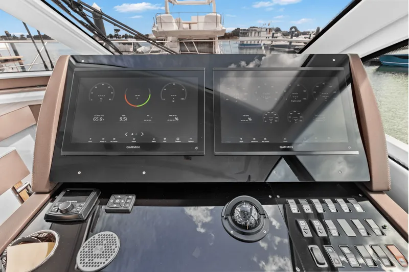 Slide: The Image of Cruisers Yachts 50 Cantius 2025 - 32