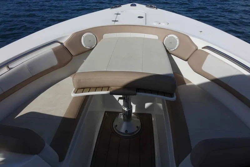 Slide: The Image of Parker Marine 2540 Dual Console 2018 - 12