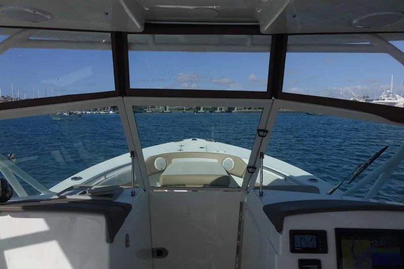 Slide: The Image of Parker Marine 2540 Dual Console 2018 - 2