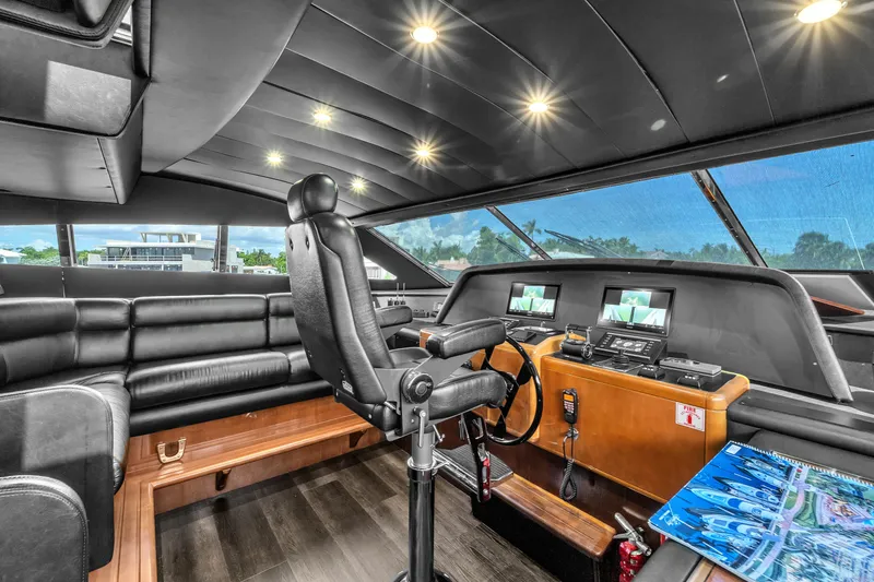 Slide: The Image of Ferretti Custom Line 94 2002 - 51