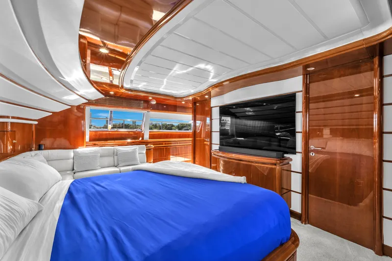 Slide: The Image of Ferretti Custom Line 94 2002 - 103
