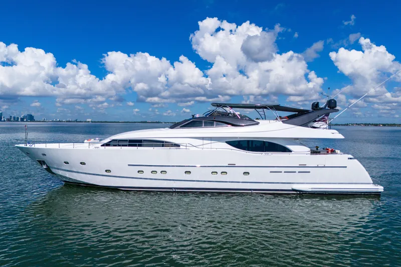 Slide: The Image of Ferretti Custom Line 94 2002 - 18