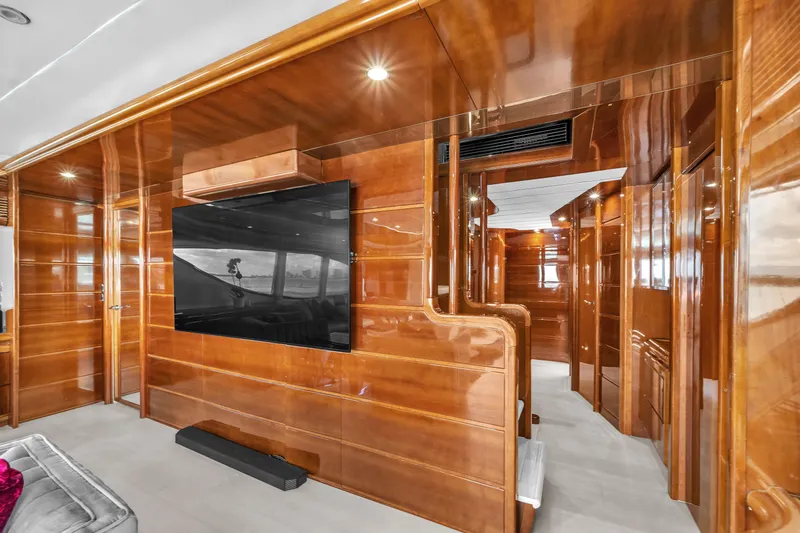 Slide: The Image of Ferretti Custom Line 94 2002 - 55