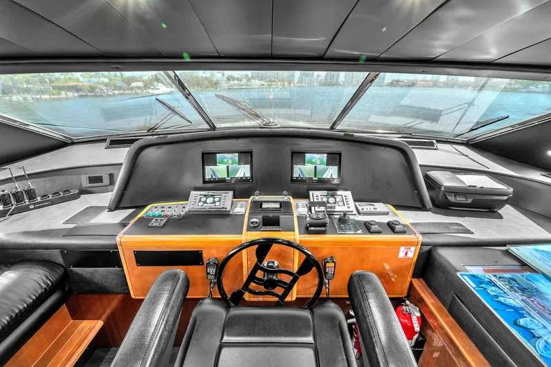 Slide: The Image of Ferretti Custom Line 94 2002 - 57