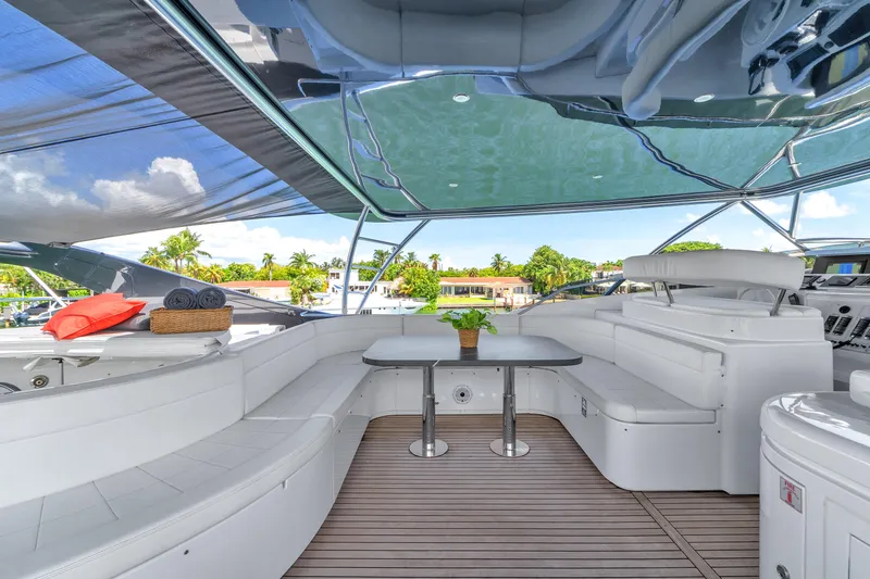 Slide: The Image of Ferretti Custom Line 94 2002 - 62