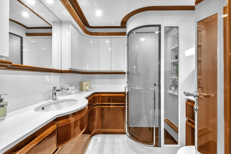 Slide: The Image of Ferretti Custom Line 94 2002 - 80