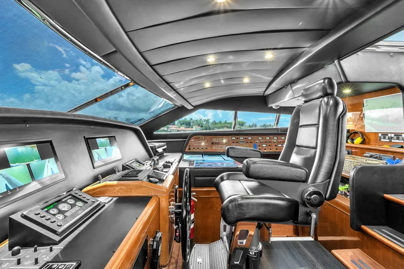 Slide: The Image of Ferretti Custom Line 94 2002 - 56