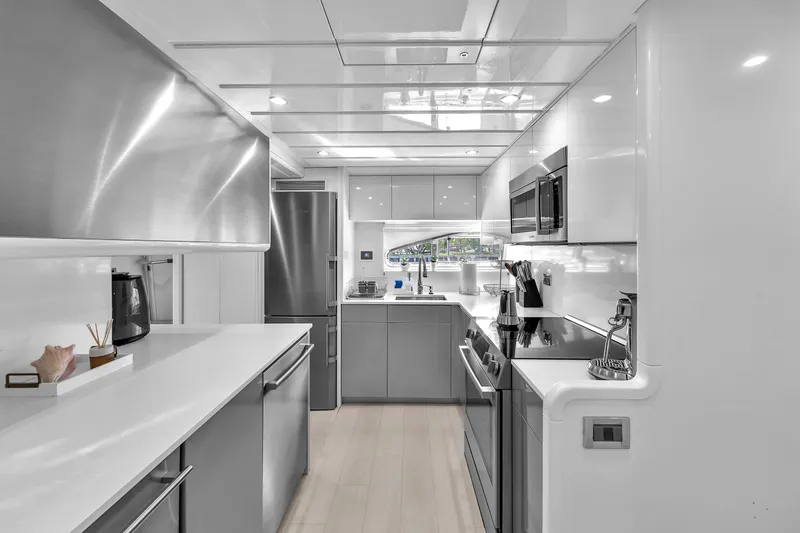 Slide: The Image of Ferretti Custom Line 94 2002 - 47