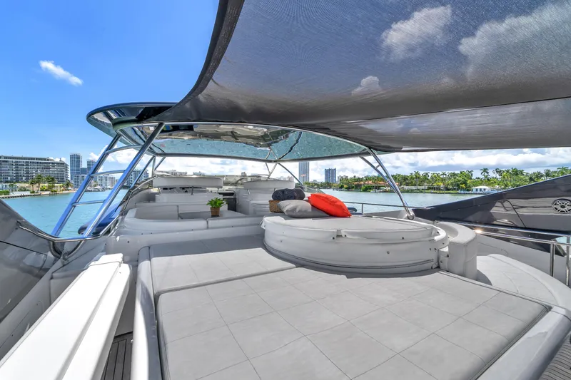 Slide: The Image of Ferretti Custom Line 94 2002 - 64