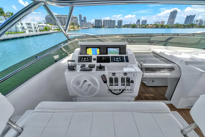 Slide: The Image of Ferretti Custom Line 94 2002 - 69