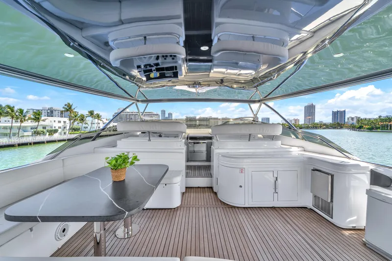 Slide: The Image of Ferretti Custom Line 94 2002 - 65