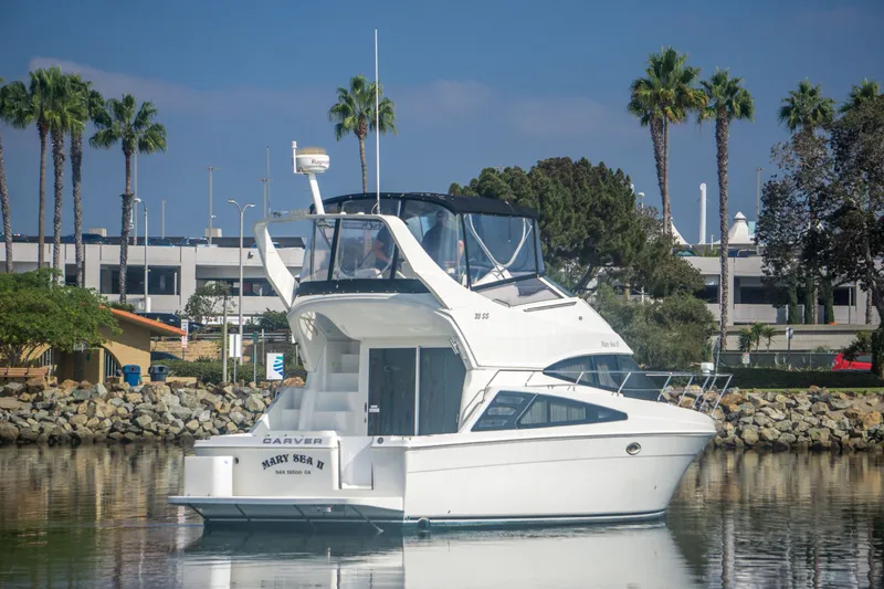 The Image of Carver Yachts 33 Super Sport 2006 - 0