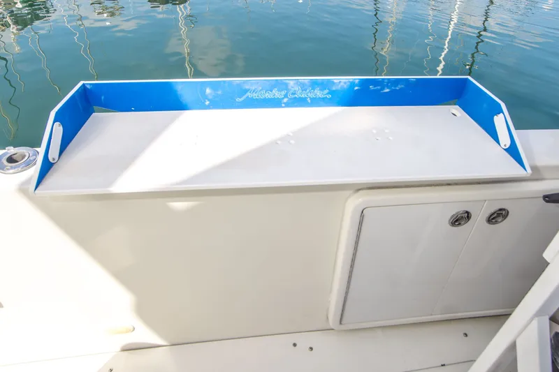 Slide: The Image of Carver Yachts 33 Super Sport 2006 - 14