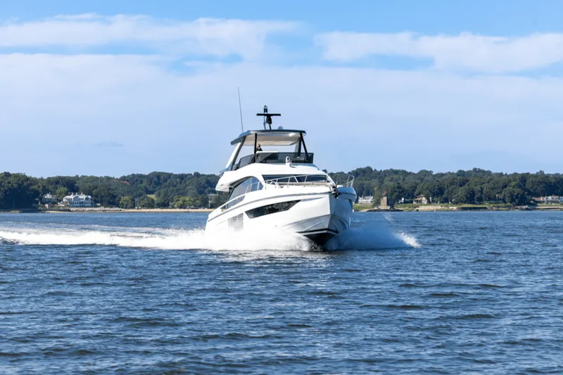 Slide: The Image of Azimut Fly 68 2025 - 6