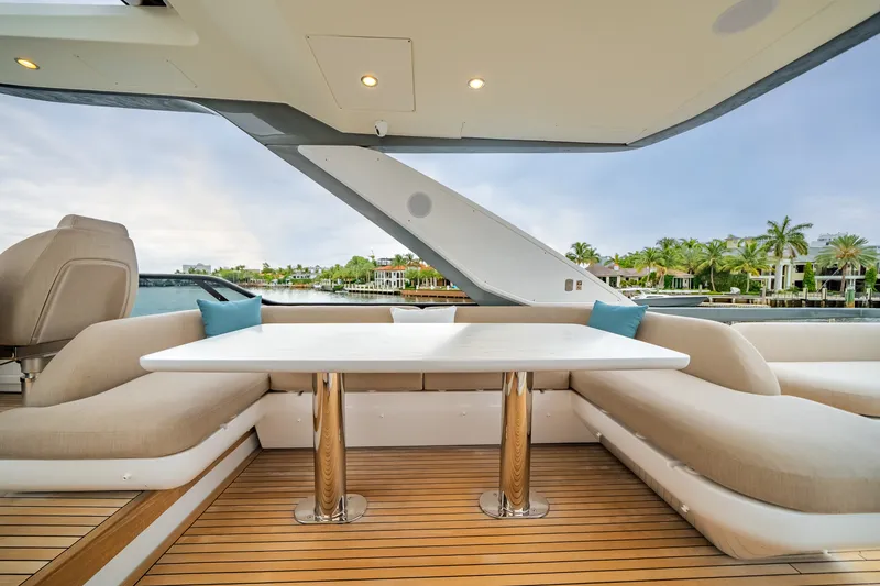 Slide: The Image of Azimut Fly 68 2025 - 62