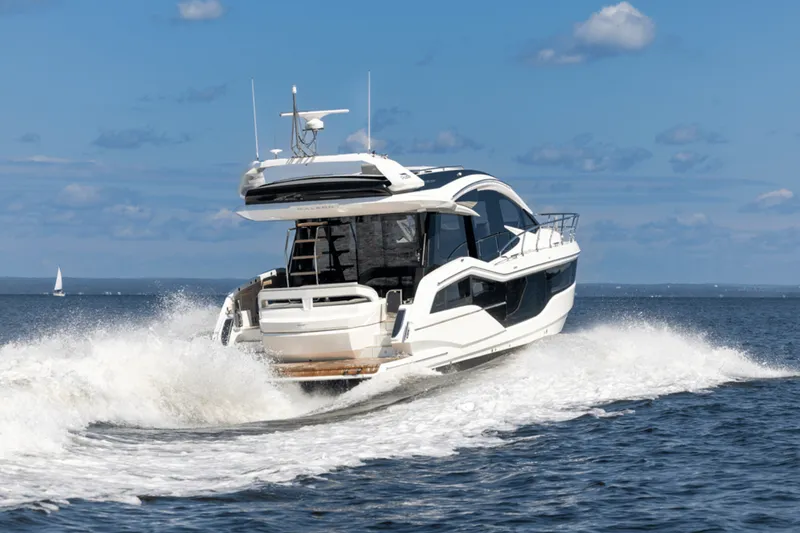 Slide: The Image of Galeon 510 SKY 2025 - 11