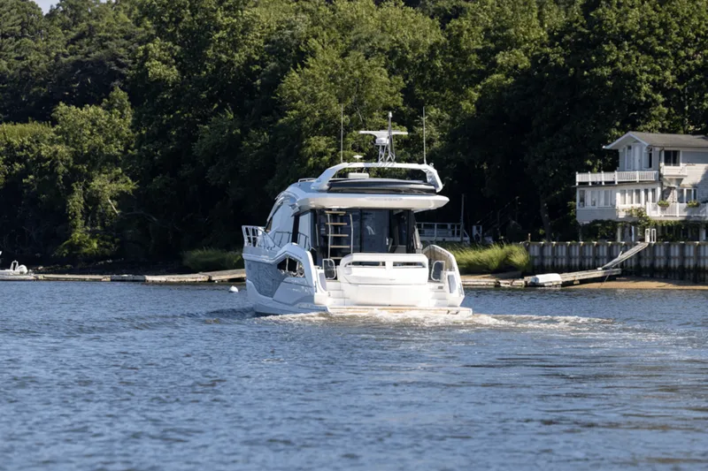 Slide: The Image of Galeon 510 SKY 2025 - 12