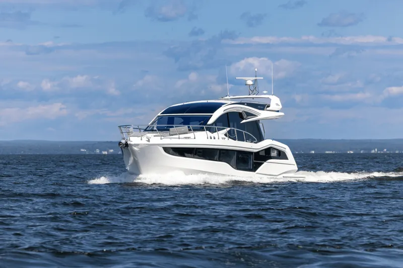 Slide: The Image of Galeon 510 SKY 2025 - 3