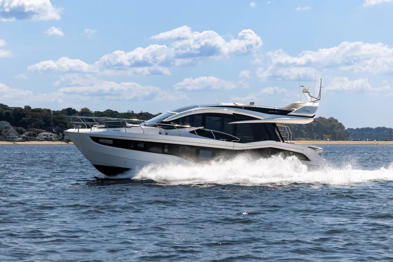 Slide: The Image of Galeon 510 SKY 2025 - 9
