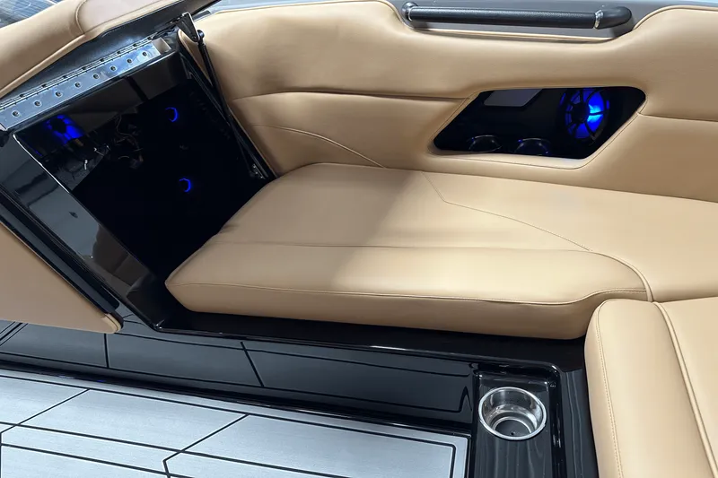 Slide: The Image of Moomba Mojo 2025 - 97