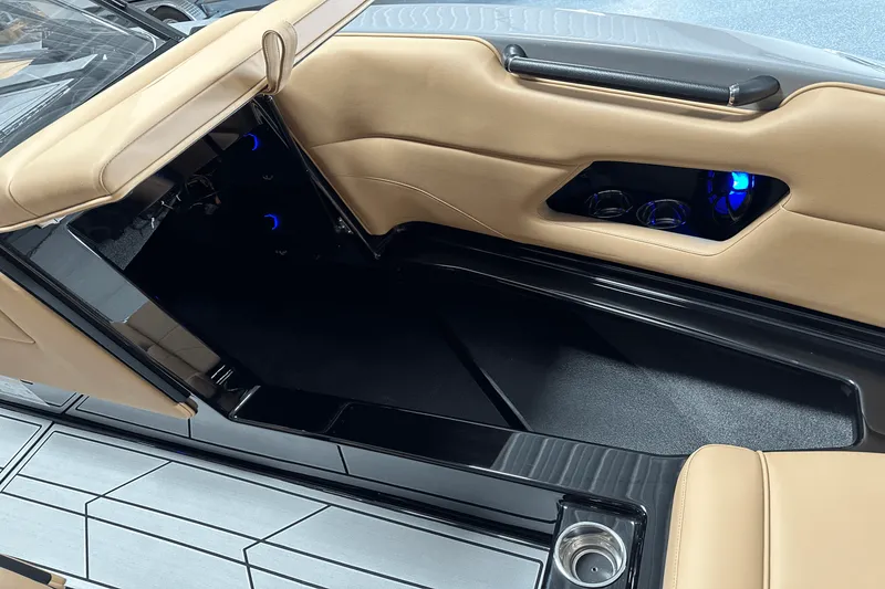 Slide: The Image of Moomba Mojo 2025 - 98