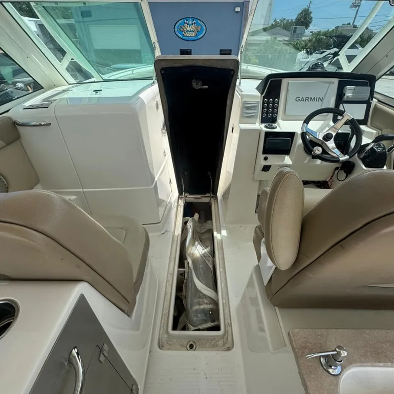 Slide: The Image of Sailfish 325DC 2018 - 2