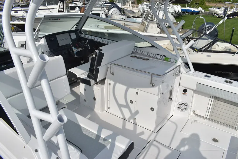 Slide: The Image of Blackfin 272DC 2025 - 22