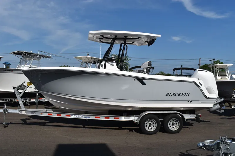 Slide: The Image of Blackfin 222CC 2025 - 2