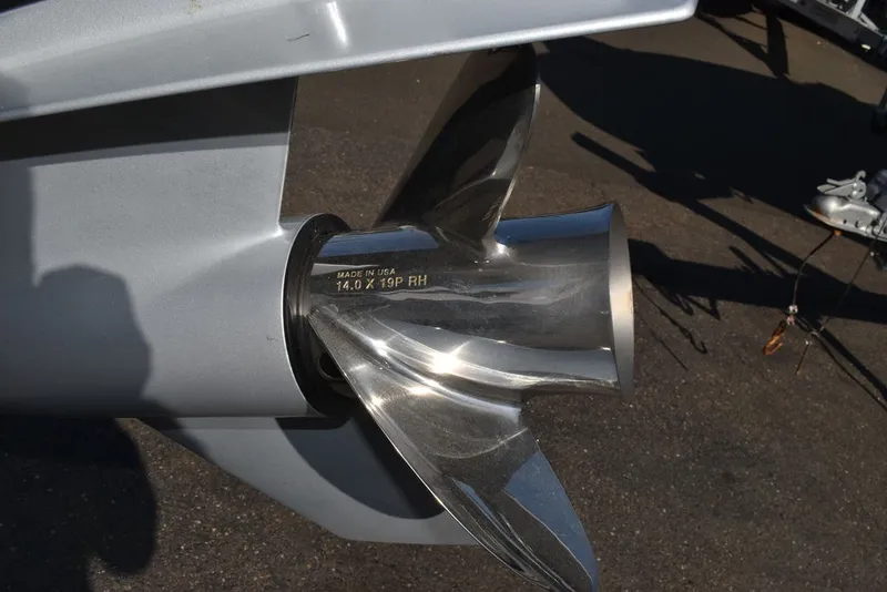 Slide: The Image of Blackfin 222CC 2025 - 55