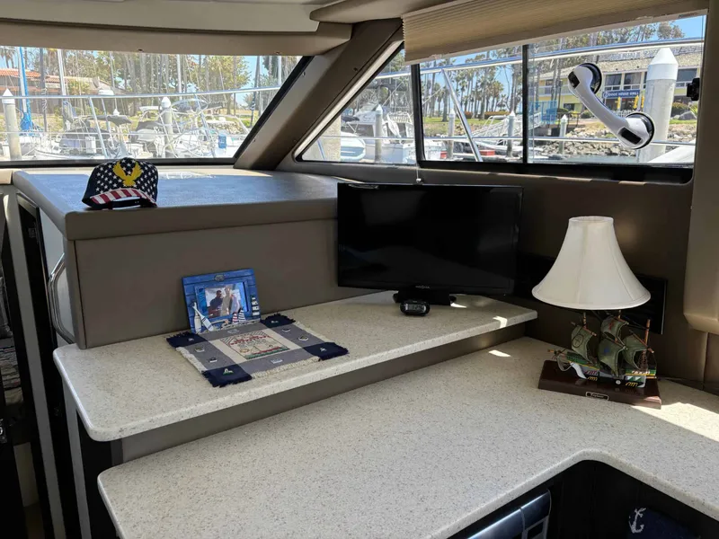 Slide: The Image of Carver Yachts C34 2014 - 23
