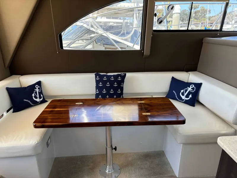 Slide: The Image of Carver Yachts C34 2014 - 19