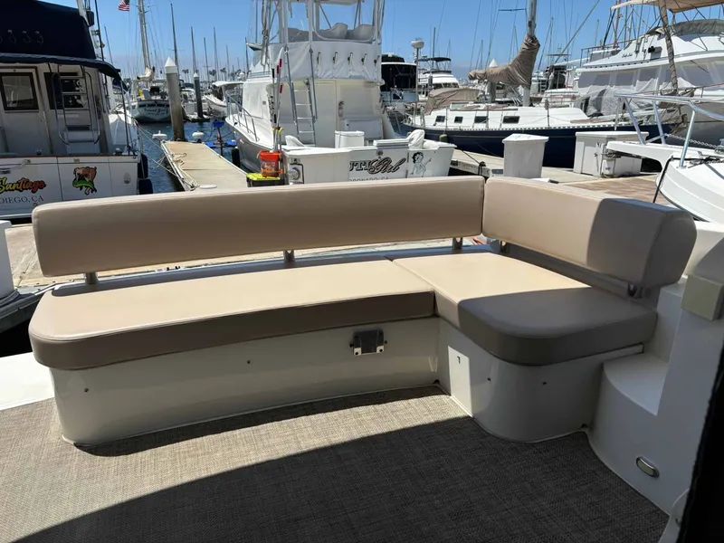 Slide: The Image of Carver Yachts C34 2014 - 6