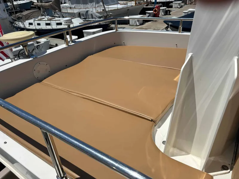 Slide: The Image of Carver Yachts C34 2014 - 16