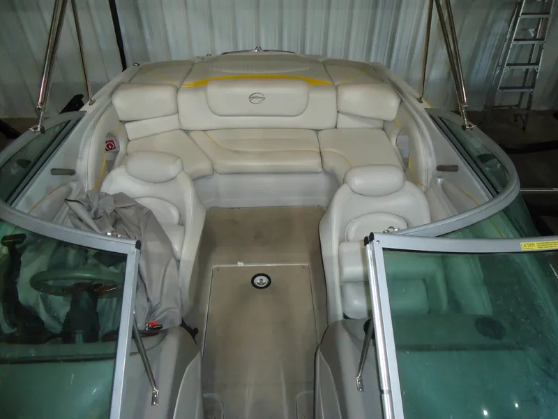 Slide: The Image of Crownline Boats 216 2004 - 3