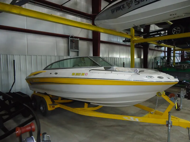 Slide: The Image of Crownline Boats 216 2004 - 1