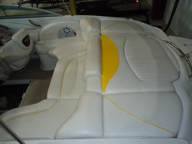 Slide: The Image of Crownline Boats 216 2004 - 8