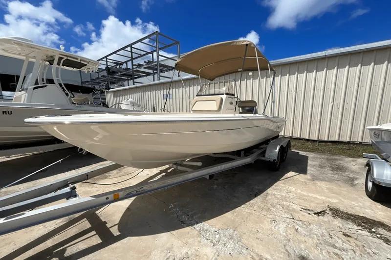 Slide: The Image of Scout 175 Sportfish 2025 - 5