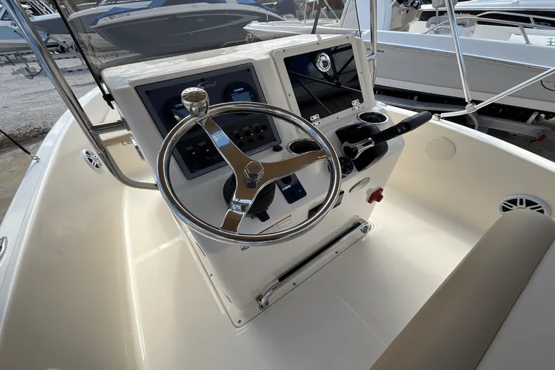 Slide: The Image of Scout 175 Sportfish 2025 - 6