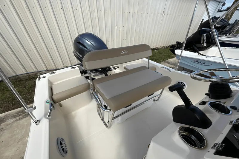 Slide: The Image of Scout 175 Sportfish 2025 - 8