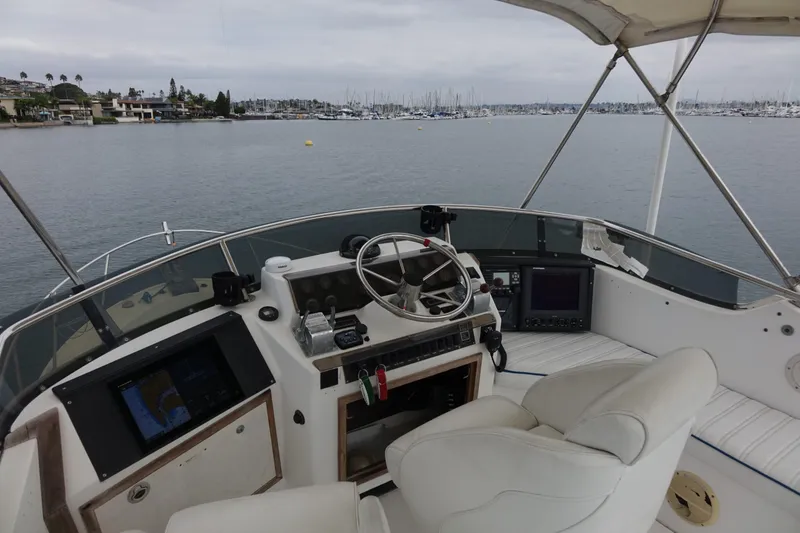 Slide: The Image of Blackfin 29 Flybridge 1988 - 15