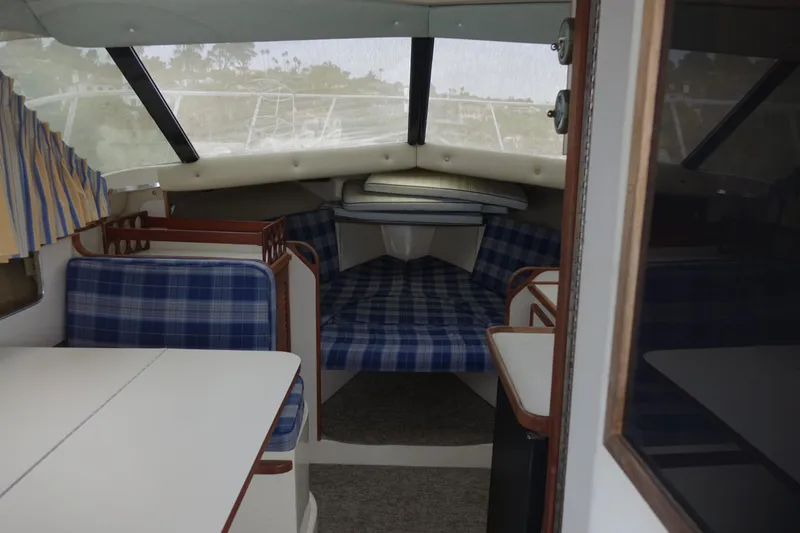 Slide: The Image of Blackfin 29 Flybridge 1988 - 28