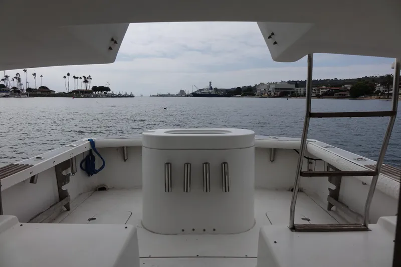 Slide: The Image of Blackfin 29 Flybridge 1988 - 38