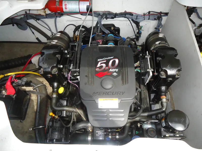 Slide: The Image of Crownline Boats Boats 200 LS 2007 - 13