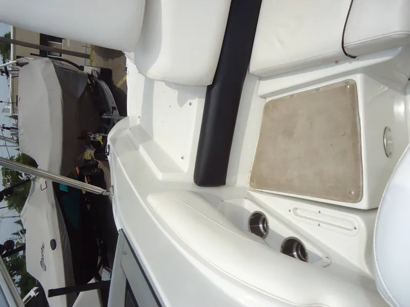 Slide: The Image of Crownline Boats Boats 200 LS 2007 - 10