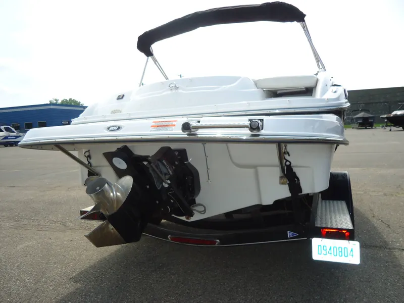 Slide: The Image of Crownline Boats Boats 200 LS 2007 - 14