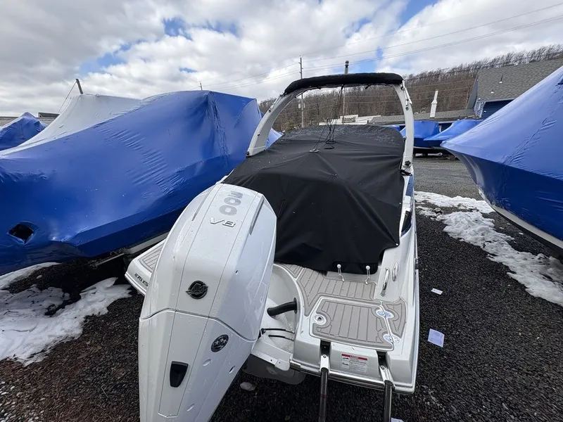 Slide: The Image of Crownline Boats 270 XSS 2026 - 8