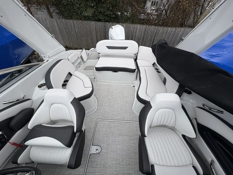 Slide: The Image of Crownline Boats 270 XSS 2026 - 12
