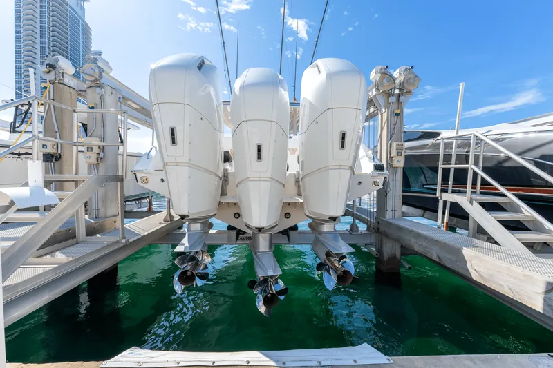 Slide: The Image of Everglades 455 CC 2023 - 15